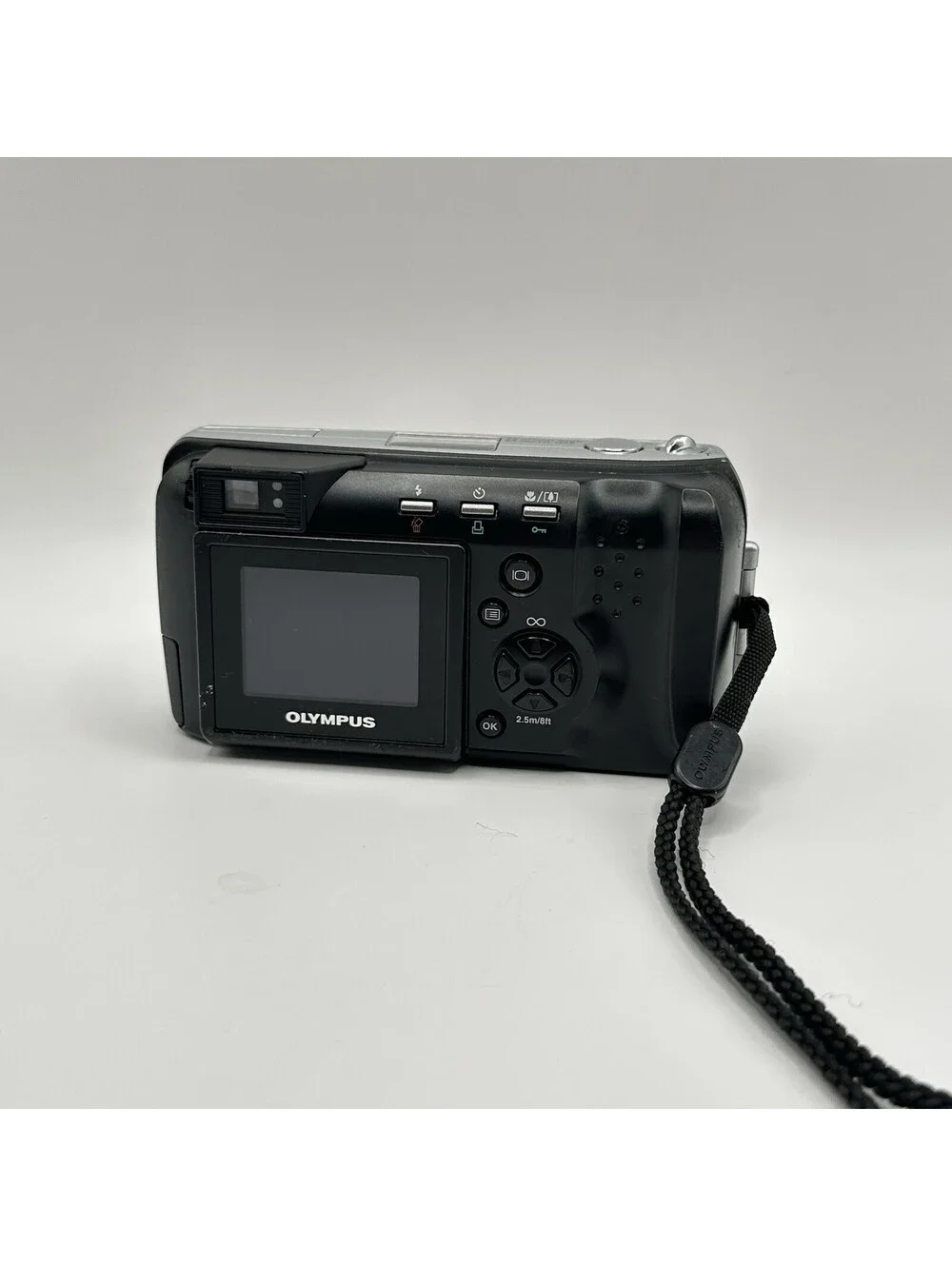 Olympus D-450 Zoom Silver 1.3mp Digital Camera 3x Optical Zoom Box Manual Case